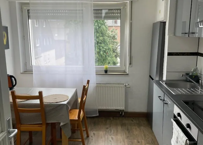 Schoene In Ruhiger Lage